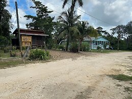 Howler Jungle House