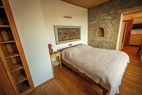 FLORA BİRGİ TAŞ KONAK