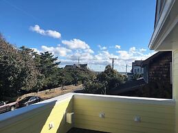 ST Lawrence Street 12