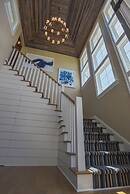 ST Lawrence Street 12