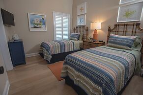 ST Lawrence Street 12