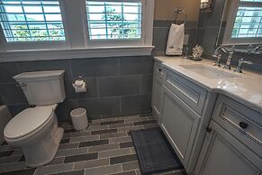 ST Lawrence Street 12