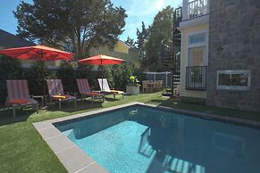 ST Lawrence Street 12