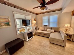 Rodney Avenue 103 #5