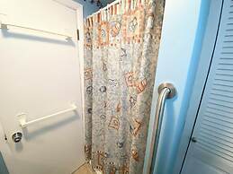 Rodney Avenue 103 #5