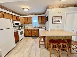 Rodney Avenue 103 #5