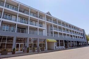 Wilmington Avenue 50 #102