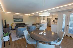 Wilmington Avenue 50 #102