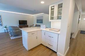 Wilmington Avenue 50 #102