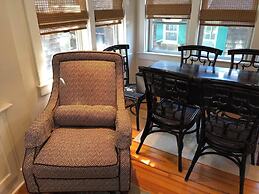 King Charles Avenue 604