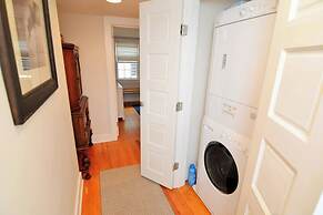 King Charles Avenue 604