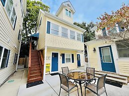 Maryland Gardens 19D