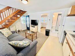 Maryland Gardens 19D