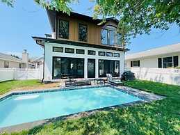 Sandalwood Street 306