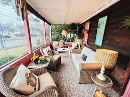 Philadelphia Street 17 #1