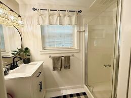 Philadelphia Street 17 #1