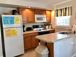 King Charles Avenue 502d