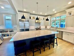 Scarborough Avenue 303