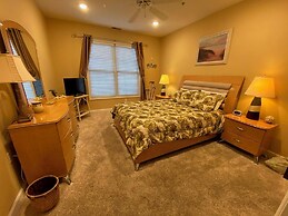 Sandy Bottom Circle 4103