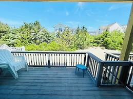 SEA Strand Court 3 #22