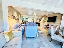 SEA Strand Court 3 #22