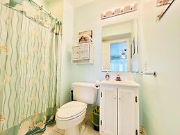 SEA Strand Court 3 #22