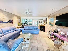 SEA Strand Court 3 #22