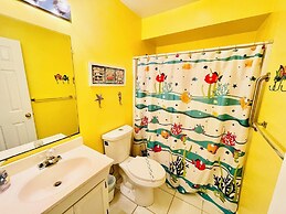 SEA Strand Court 3 #22