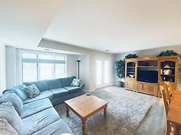 Wilmington Avenue 50 #106