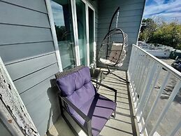 Wilmington Avenue 50 #106