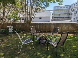 Hickman Street 7 1ST Floor