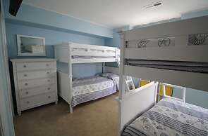 Bellevue Street 4 #6