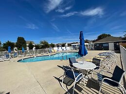 Simonton Court 20253