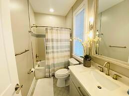 NEW Castle Street 129