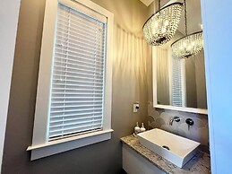 NEW Castle Street 129