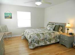 Palm Drive 36501 #1306