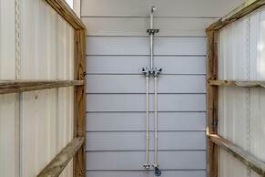 King Charles Avenue 1303