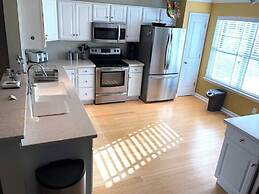 Canal Landing Court 42