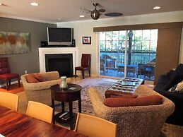 Canal Landing Court 42