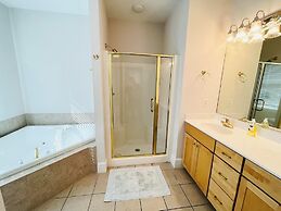 ST Lawrence Street 13