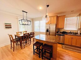 ST Lawrence Street 13