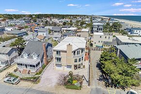 NEW Orleans Street 9