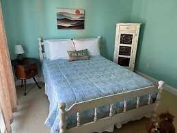 NEW Orleans Street 9