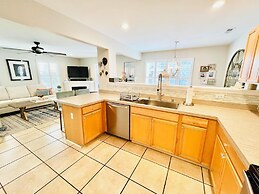 Simonton Court 20256