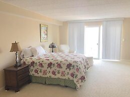 Collins Avenue 100 #309