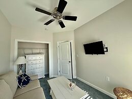 Schooner Drive 33521