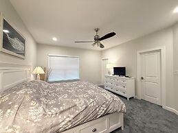 Schooner Drive 33521