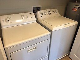 Sandy Bottom Circle 6202