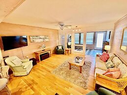 SEA Strand Court 3 #25