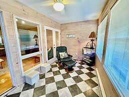 SEA Strand Court 3 #25